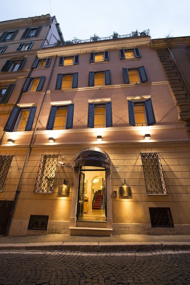 Hotel Gregoriana - Tap to explore photos