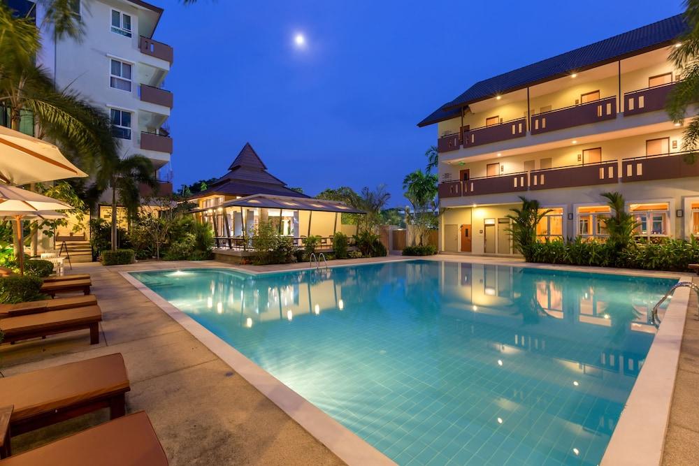 Chaiyapruek Suites - Tap to explore photos
