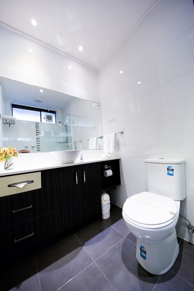 Sandown Regency Room Type - Studio One Bedroom Apartment