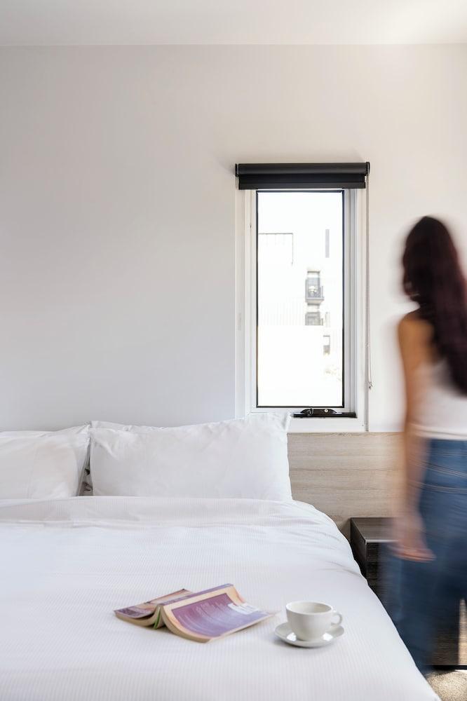 Tyrian Serviced Apartments Fitzroy Room Type - Deluxe One Bedroom Apartment Tyrian Serviced Apartments Fitzroy Room Type - Deluxe One Bedroom Apartment