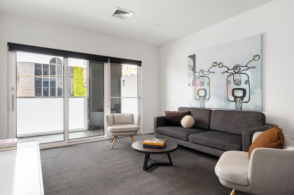 Tyrian Serviced Apartments Fitzroy - Tap to explore photos