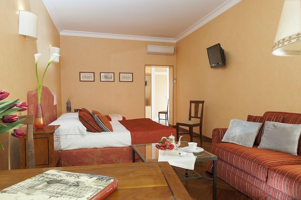 All’Orologio Room Type - Deluxe Room, 1 Double Bed