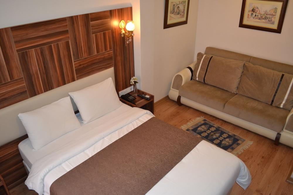 New Fatih Hotel Room Type - Deluxe Room (Family)