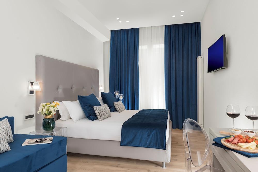 Residenza Zanardelli Room Type - Deluxe Double or Twin Room Residenza Zanardelli Room Type - Deluxe Double or Twin Room
