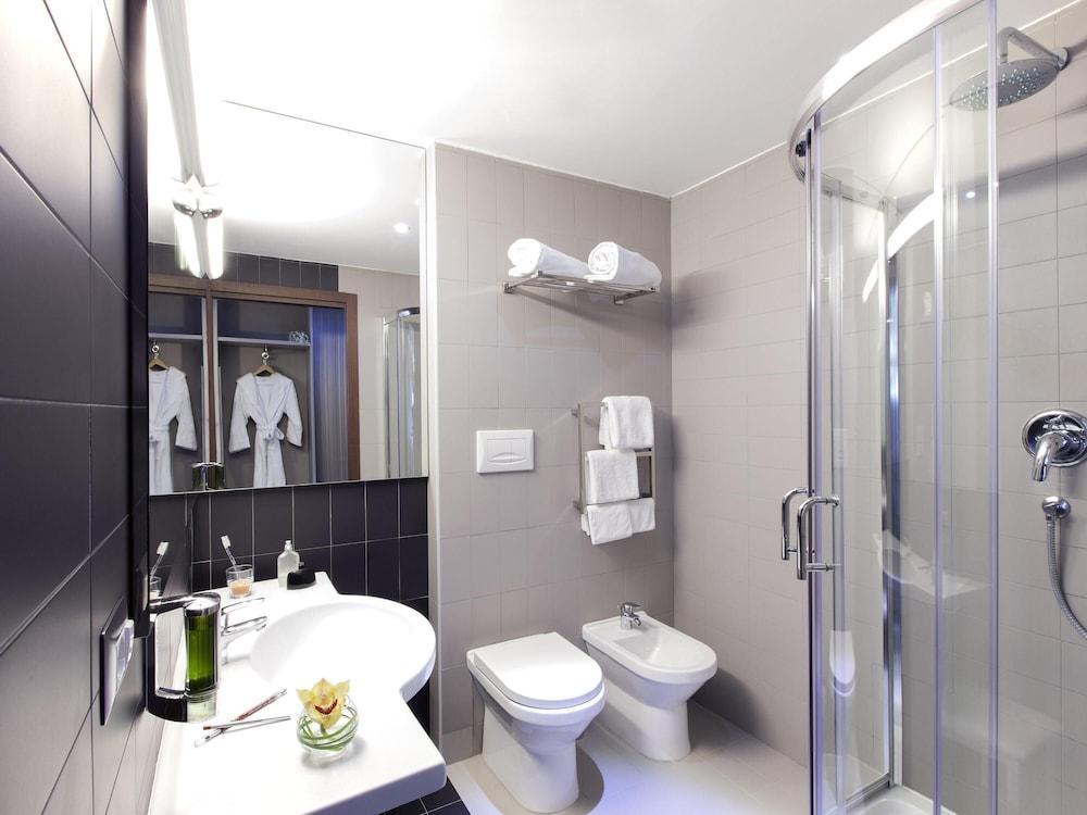 ibis Styles Roma Eur Room Type - Superior Double Room, 1 Double Bed, Balcony