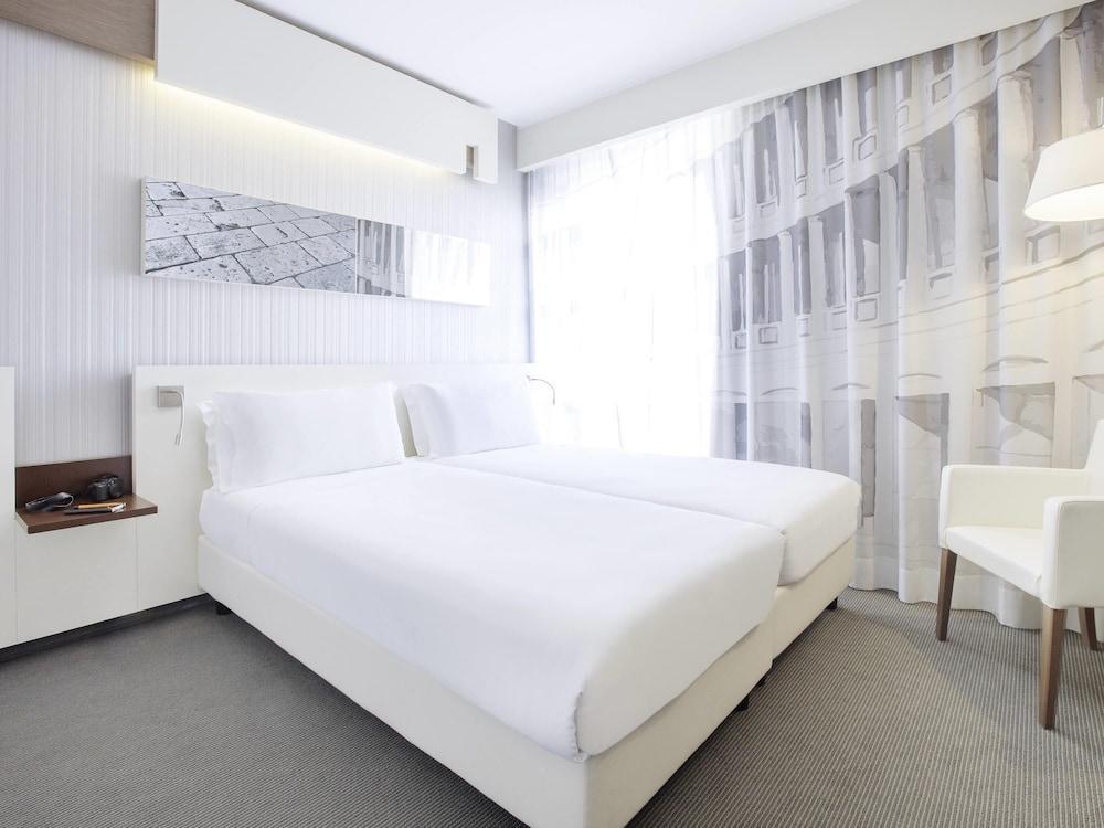 ibis Styles Roma Eur Room Type - Superior Twin Room, 2 Twin Beds