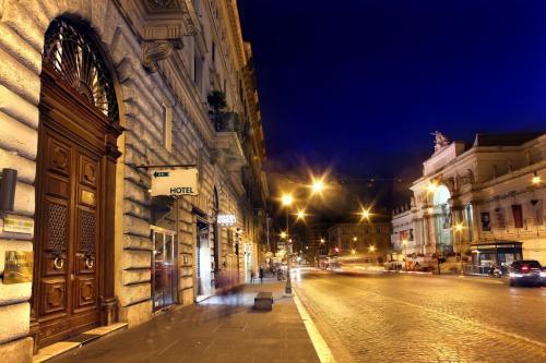 Hotel Boutique Nazionale - Tap to explore photos