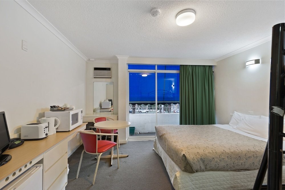 Alexander Motor Inn & Apartments Room Type - Family Room