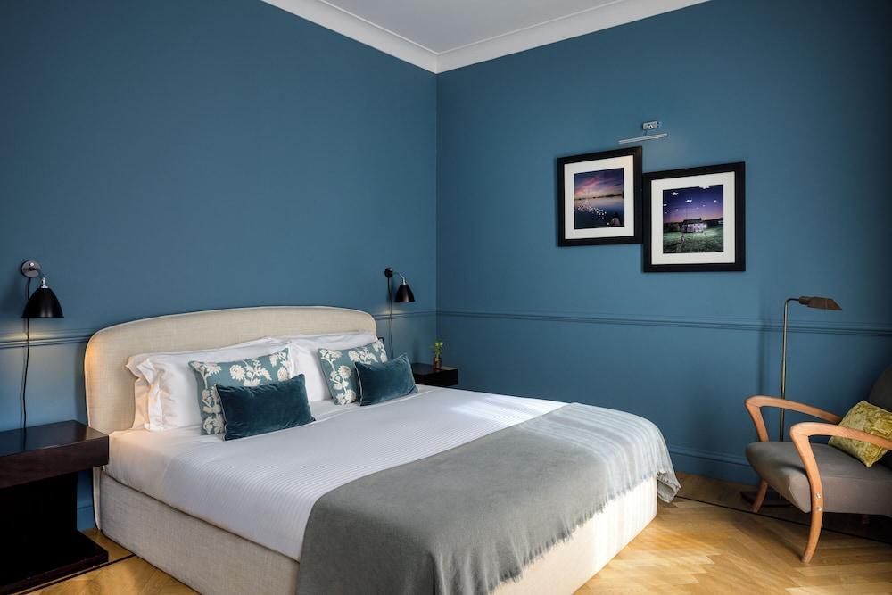 The Fifteen Keys Hotel Room Type - Deluxe Double Room