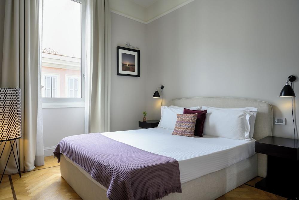 The Fifteen Keys Hotel Room Type - Classic Double Room