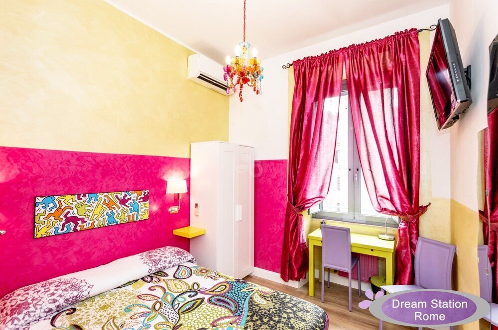 Dream Station Room Type - Economy Double Room, 1 Double Bed