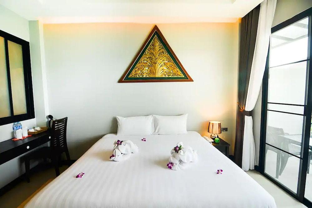 Coco Retreat Phuket Resort & Spa Room Type - Standard Room
