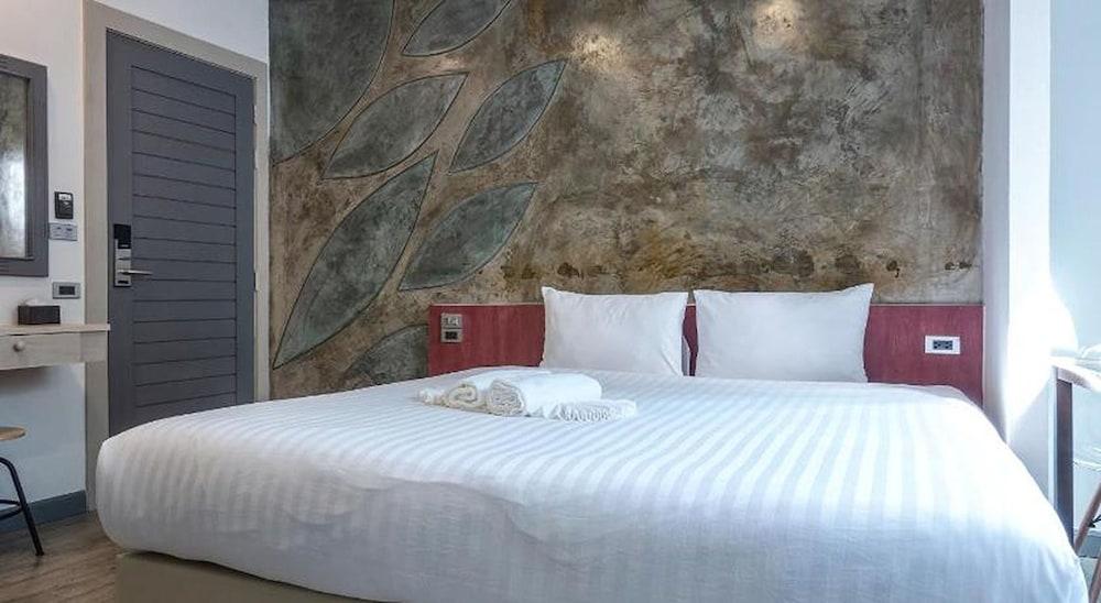 Coco Retreat Phuket Resort & Spa Room Type - Studio
