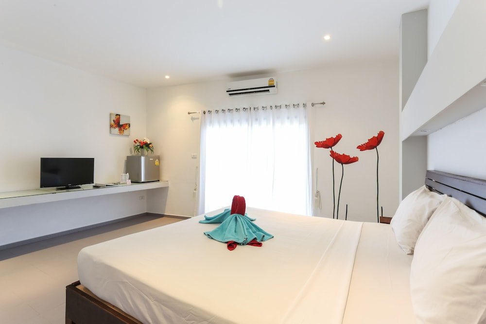 Austrian Garden Hotel Patong Room Type - Superior Plus Room
