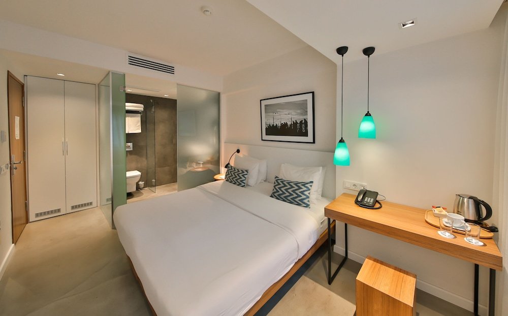 Hotel Alilass Room Type - Superior Double or Twin Room Hotel Alilass Room Type - Superior Double or Twin Room