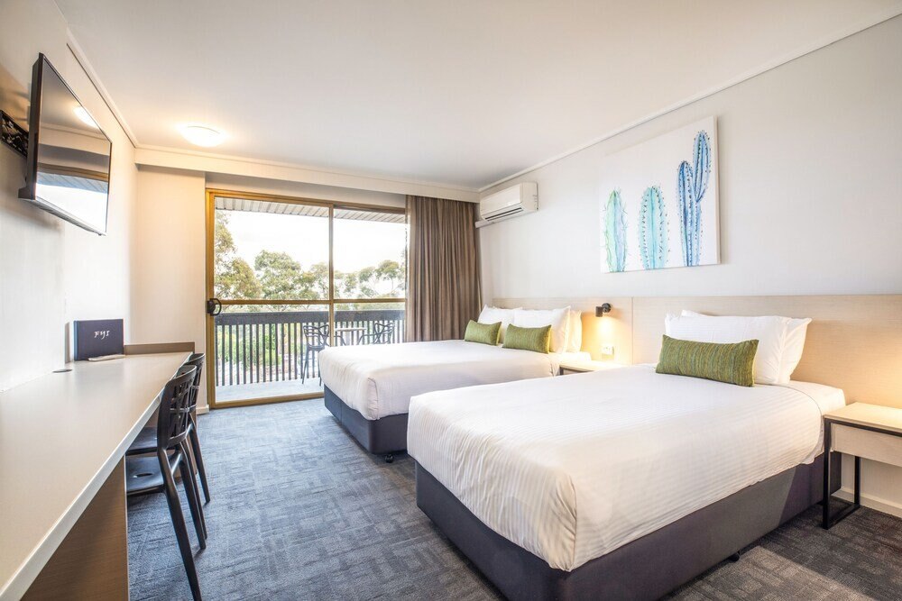 Nightcap at Shoppingtown Hotel Room Type - Studio Queen & Extra Bed