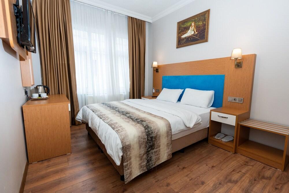 Seatanbul Hotel Room Type - Double Room with Street View, No Smoking