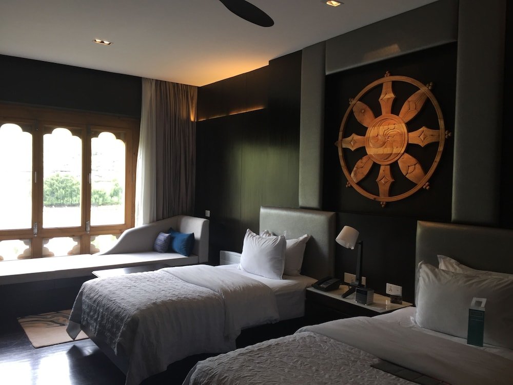 Le Meridien Paro, Riverfront Room Type - Classic Room, 2 Twin Beds, Mountain View Le Meridien Paro, Riverfront Room Type - Classic Room, 2 Twin Beds, Mountain View