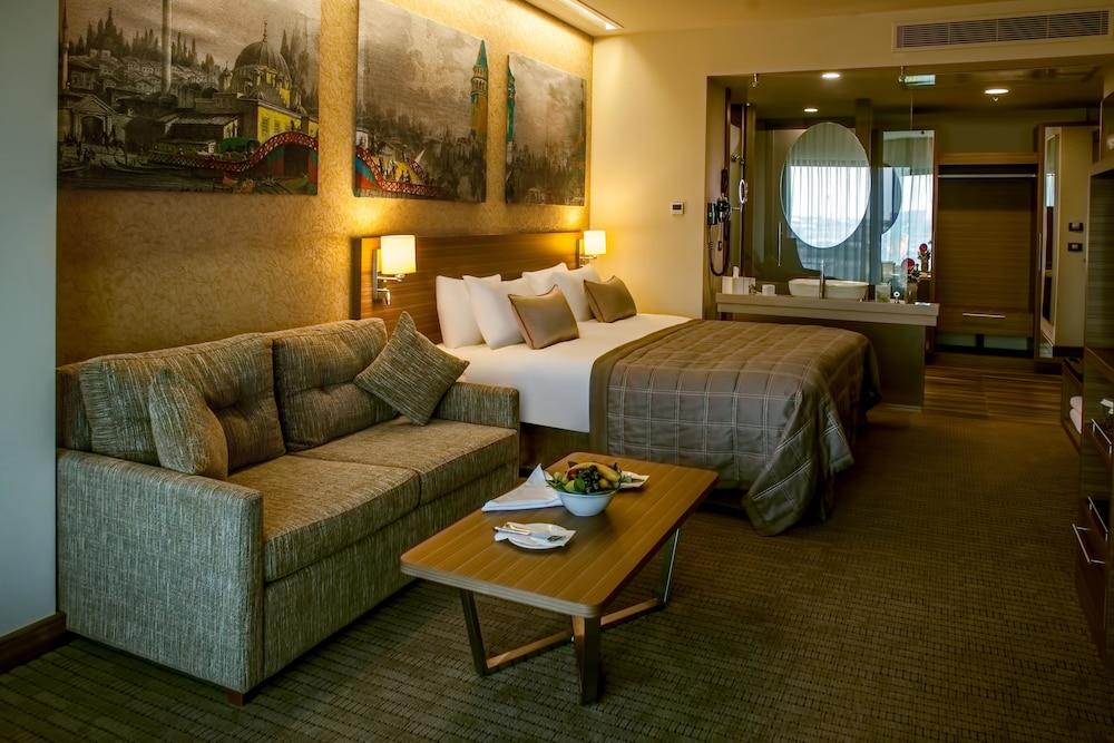 Gorrion Hotel Istanbul Room Type - Family Room, 2 Bedrooms, City View Gorrion Hotel Istanbul Room Type - Family Room, 2 Bedrooms, City View