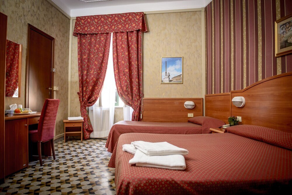 Hotel Emmaus Room Type - Quadruple Room