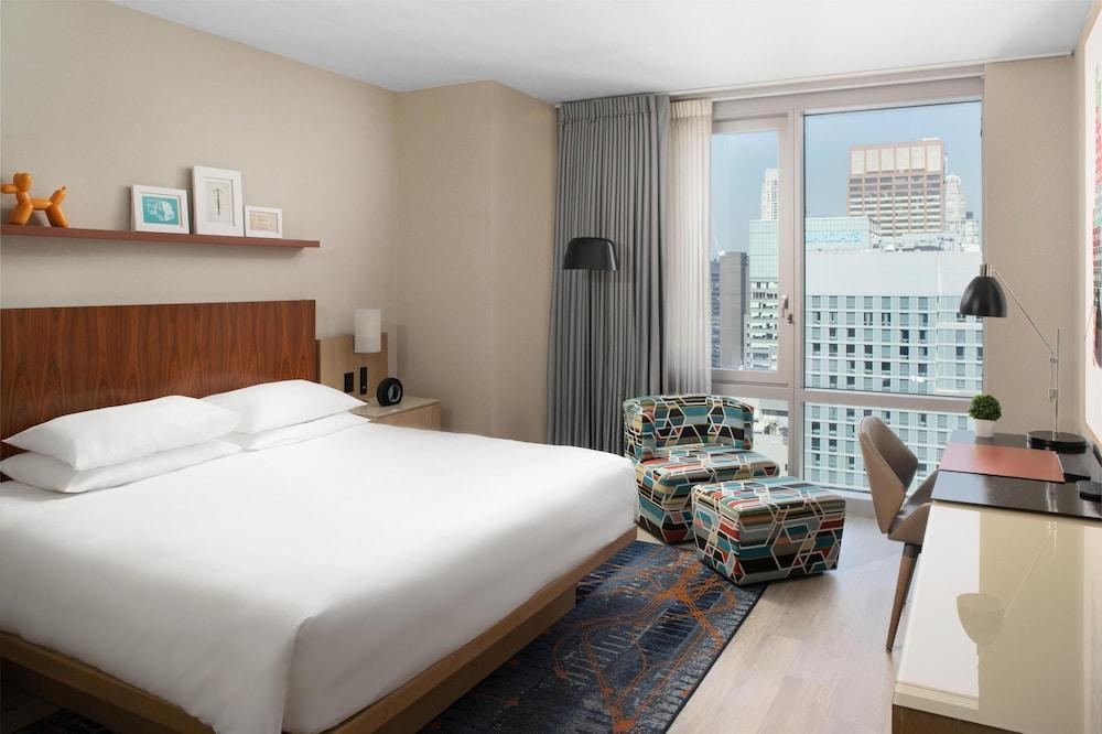 Hyatt Centric Times Square New York Room Type - Room, 1 King Bed (High floor)