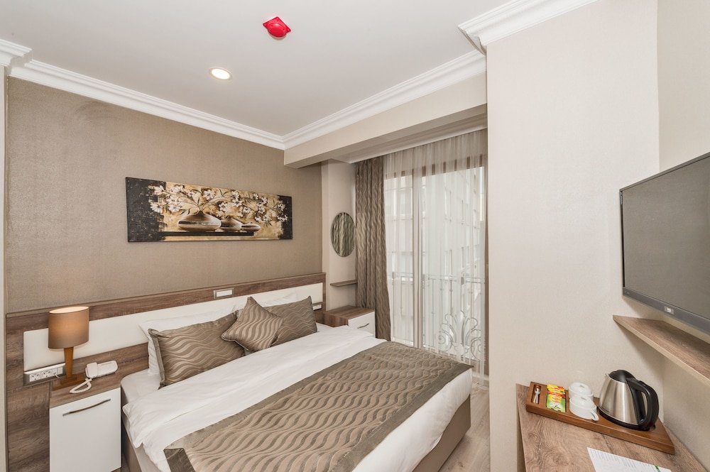 Alphonse Hotel Room Type - Standard Double or Twin Room, City View Alphonse Hotel Room Type - Standard Double or Twin Room, City View