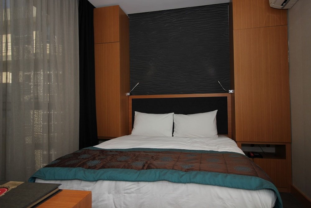 Le Marde Hotel Room Type - Standard Room