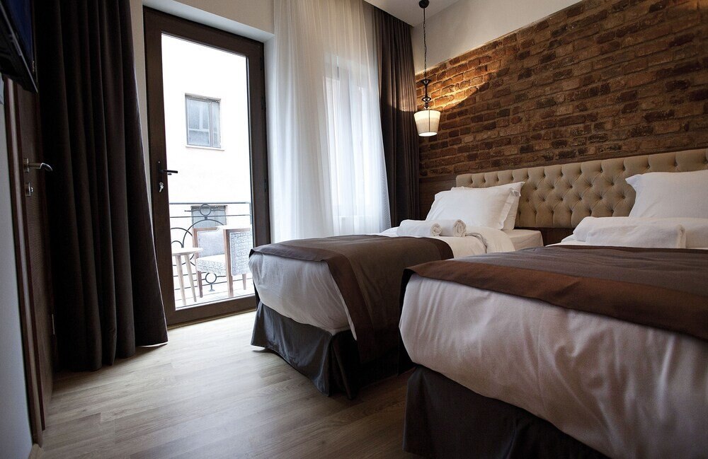 Pera Line Hotel - Tap to explore photos