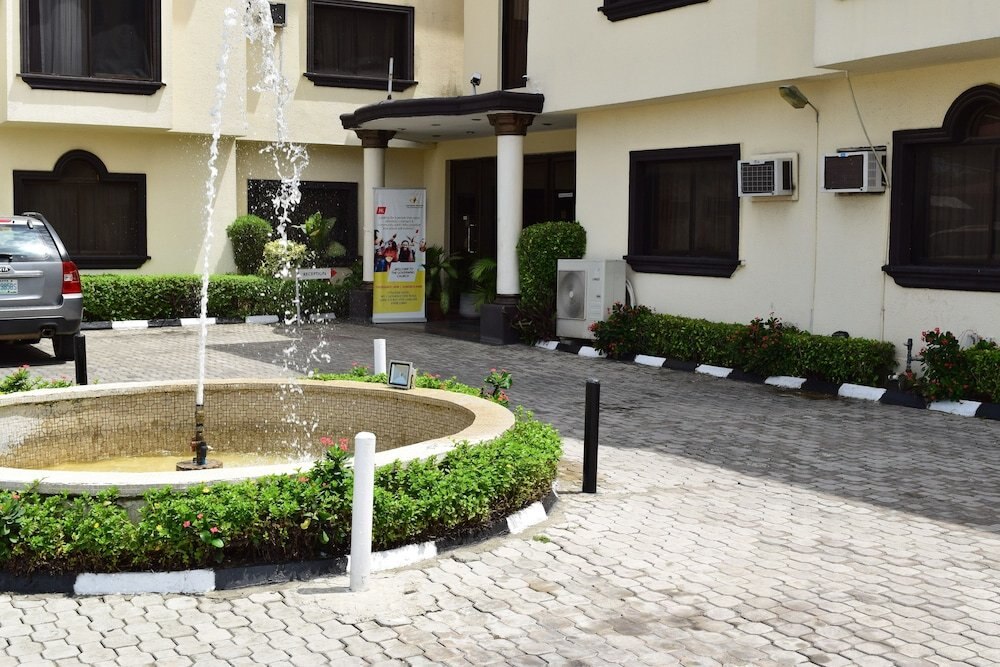 Citilodge Hotel Lagos - Tap to explore photos
