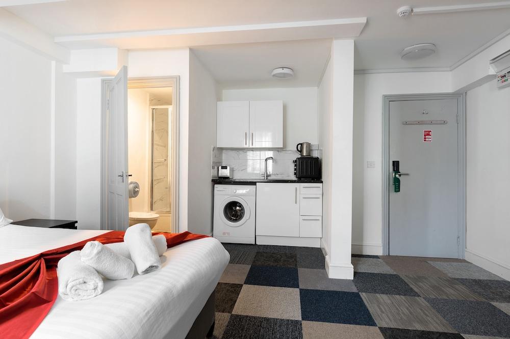 Central Hoxton Shoreditch Room Type - Family Apartment, Accessible, Private Bathroom (One Bedroom Apartment)