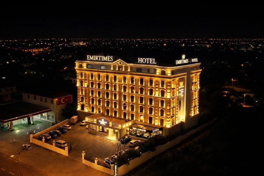Emirtimes Hotel & Spa Tuzla - Tap to explore photos