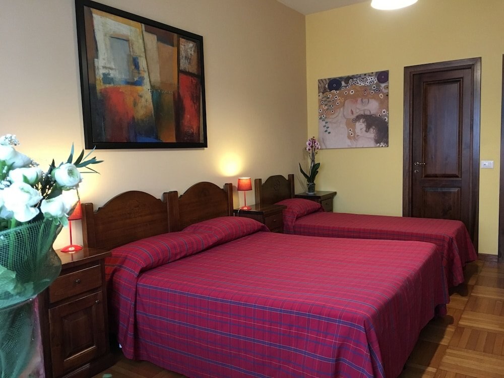 Perseo B&B Room Type - Triple Room, Multiple Beds, Private Bathroom Perseo B&B Room Type - Triple Room, Multiple Beds, Private Bathroom