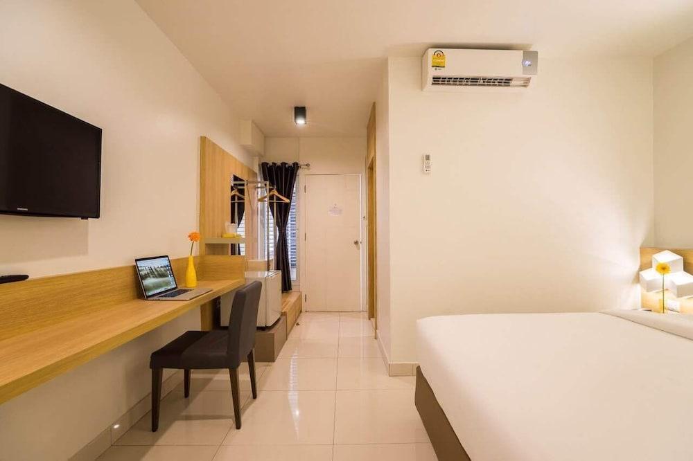 Bedtime Pattaya - Tap to explore photos
