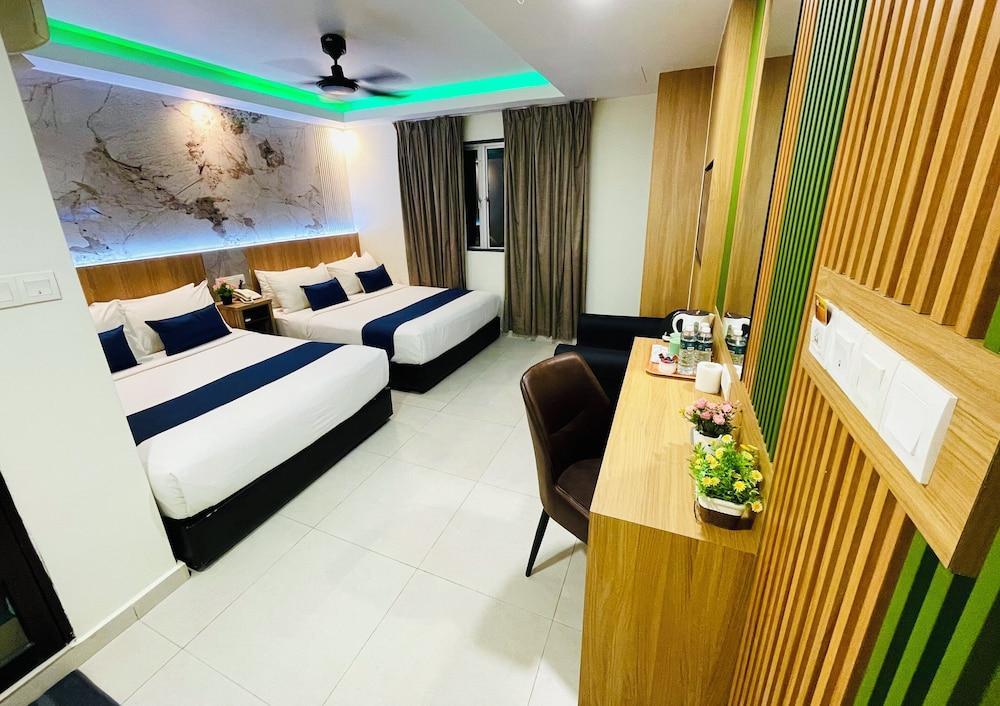 Easy Hotel Kl Sentral Room Type - Deluxe Family Room