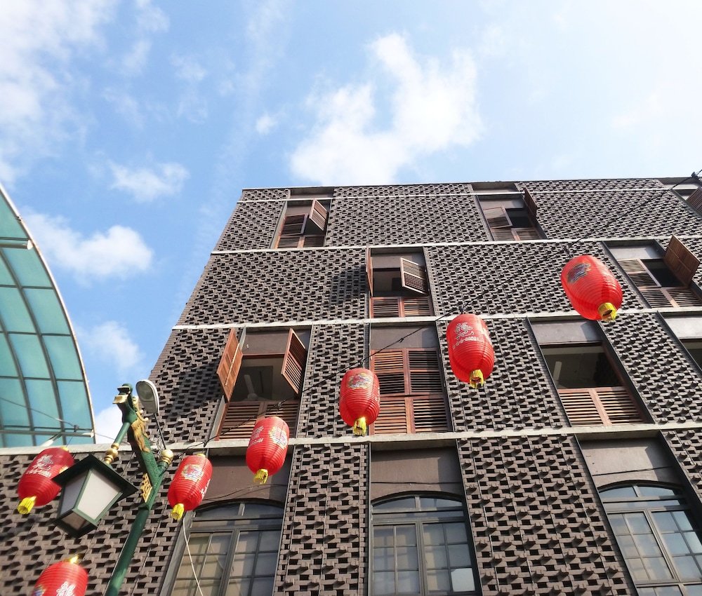 Lantern Hotel - Tap to explore photos