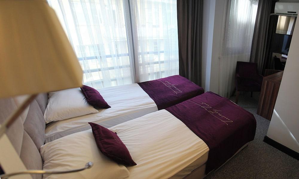 The 22 Hotel Room Type - Standard Twin Room, 2 Twin Beds