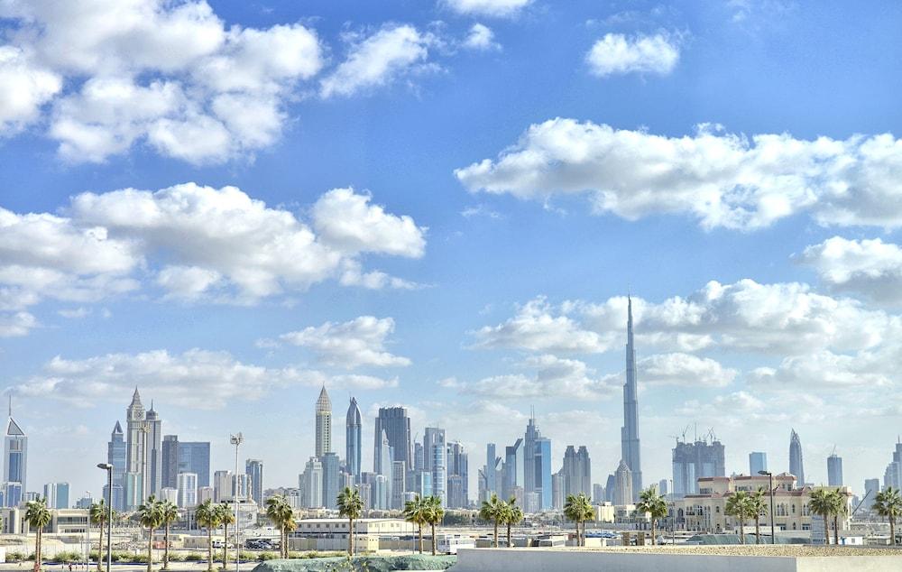 Nikki Beach Resort & Spa Dubai Room Type - Covet Room Skyline View Twin