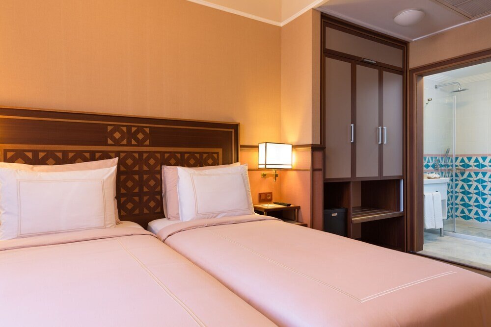 Lalahan Room Type - Superior Twin Room