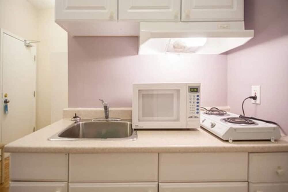 St Lawrence Residences And Suites Room Type - Deluxe Twin Room, Shared Bathroom