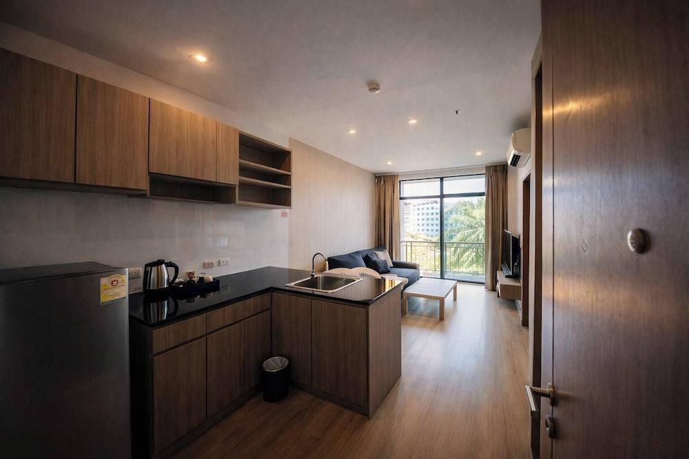 Sugar Palm Residence Room Type - Deluxe Suite