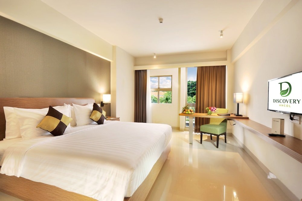 Discovery Ancol Room Type - Superior King