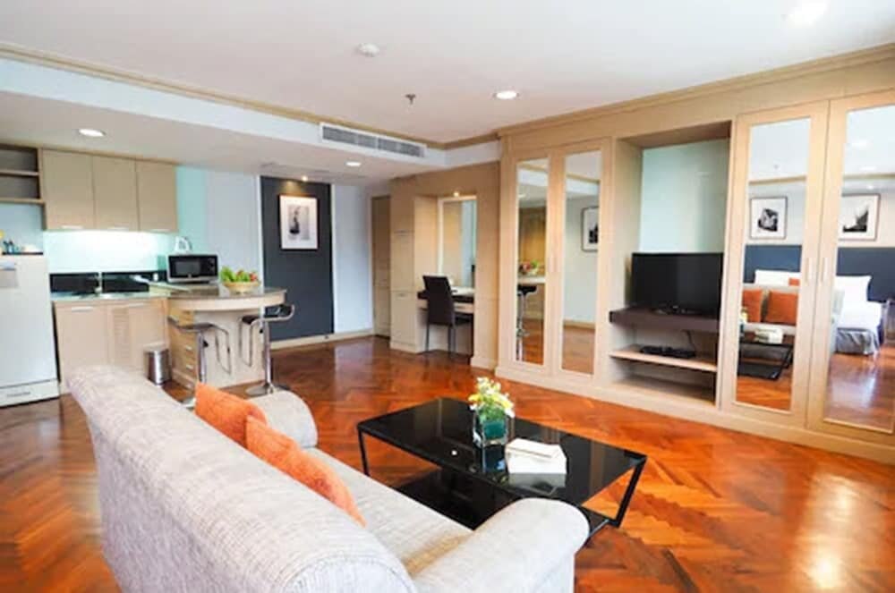 alt hotel nana by UHG Room Type - Alt Junior Suite