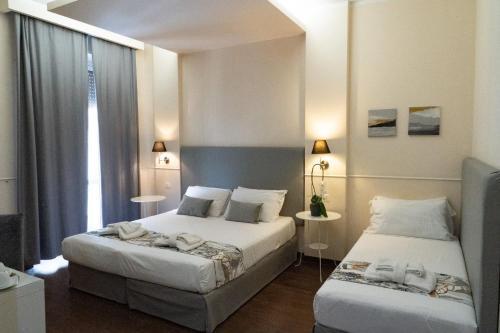 Caesar Place Room Type - Triple Room