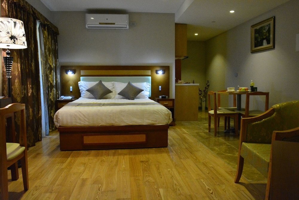 Melrose Apartments Room Type - Studios Interconnecting - Two Queen Beds