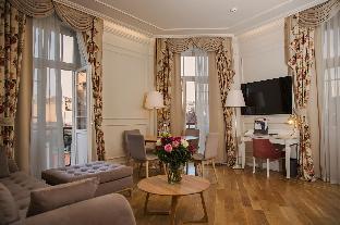 Corinne Art & Boutique Hotel - Tap to explore photos