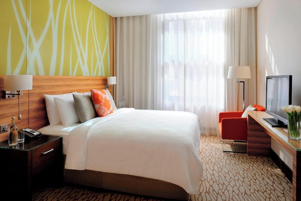 Courtyard by Marriott World Trade Center Abu Dhabi Room Type - Suite, 1 Bedroom