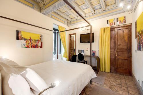 Residenza Torre Colonna - Tap to explore photos