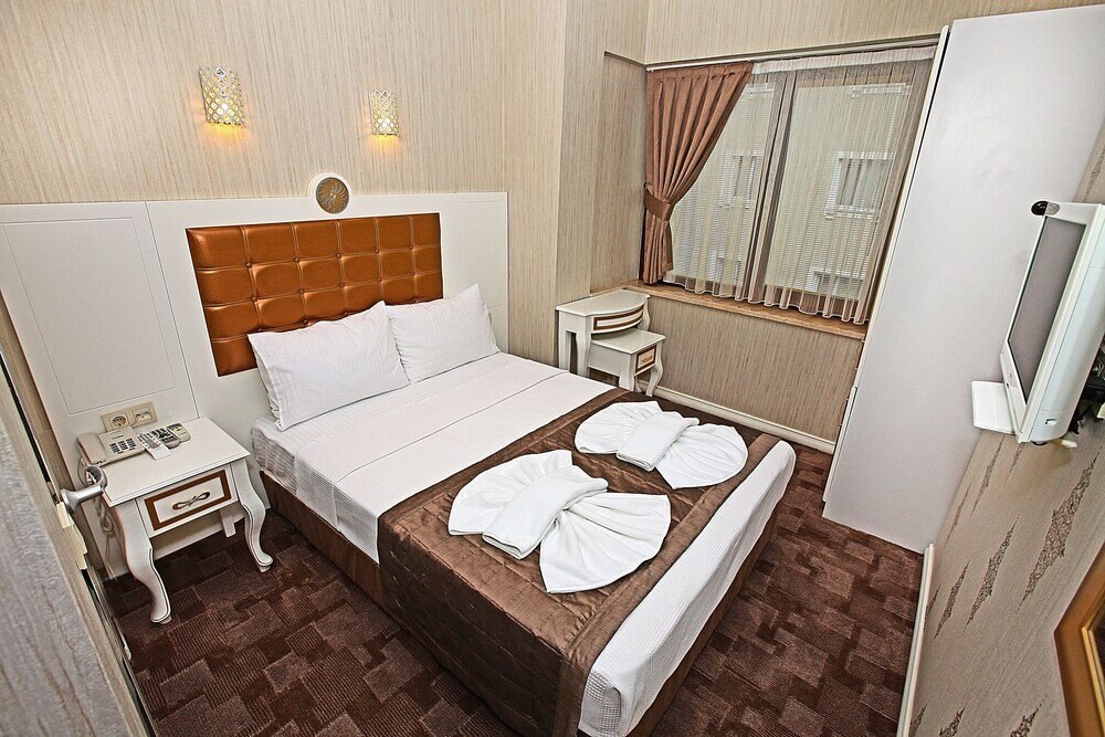 Cuento Hotel - Tap to explore photos