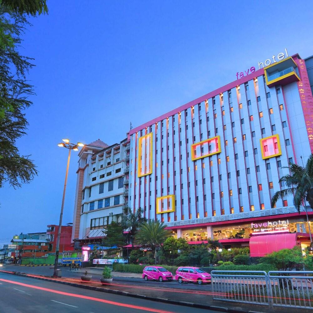 favehotel PGC Cililitan - Tap to explore photos