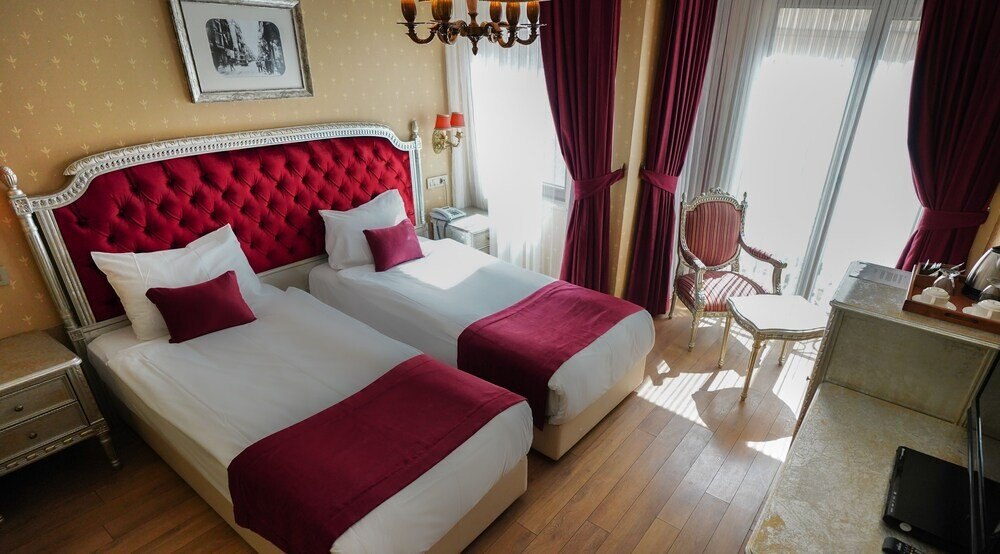 Hotel Gritti Pera - Tap to explore photos